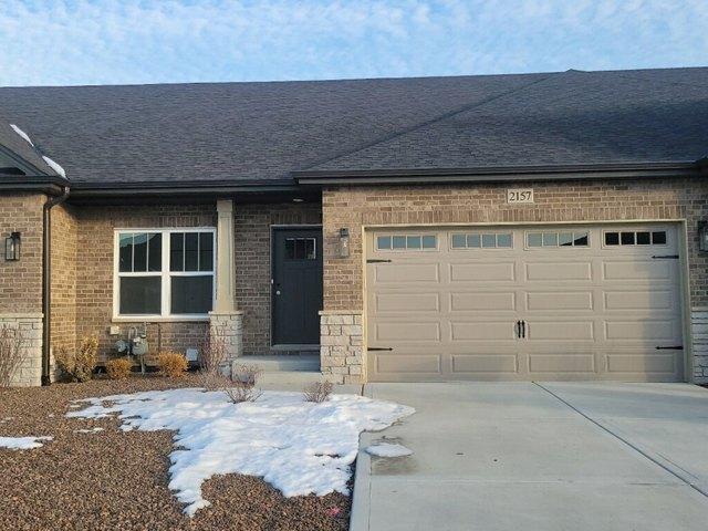 Townhouse for sale in New Lenox, Illinois