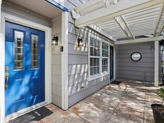 Condo for sale in Tracy, California