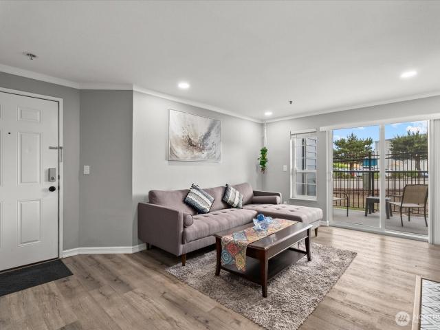 Condo for sale in Everett, Washington