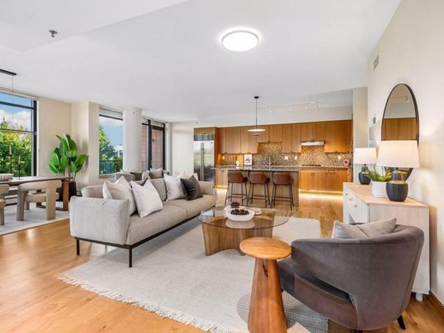 Condo for sale in Hennepin, Minnesota