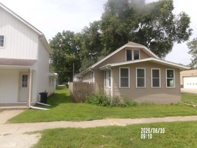 House for sale in Whiteside, Illinois