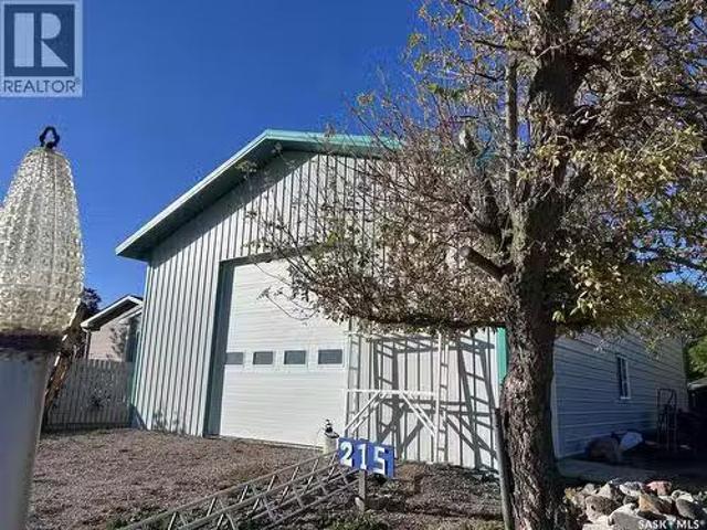 House for sale in North Portal
