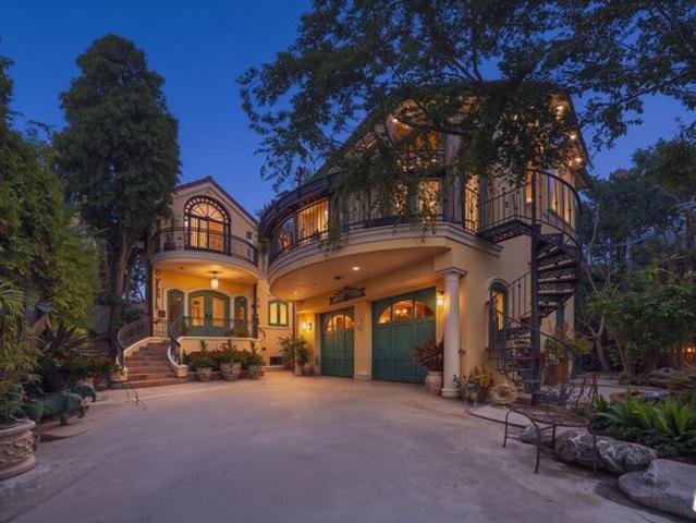 House for sale in Santa Monica, Los Angeles County