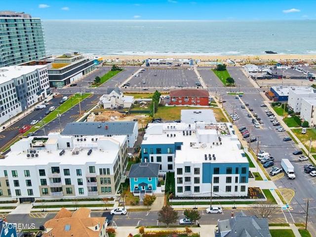 Condo for sale in Monmouth, New Jersey