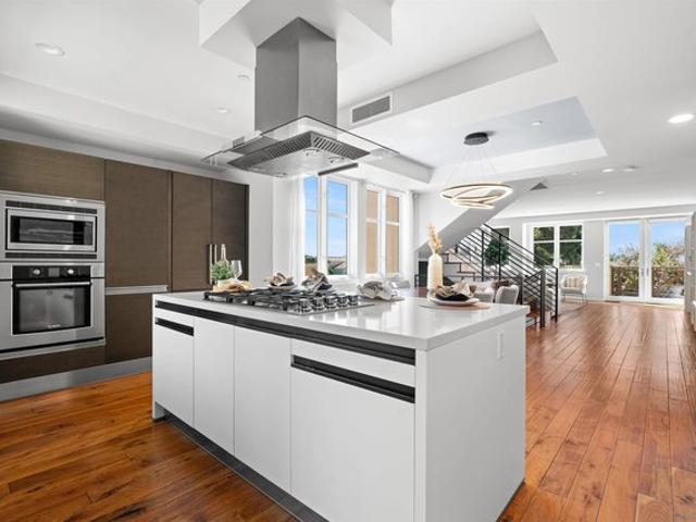 Condo for sale in Cardiff, California