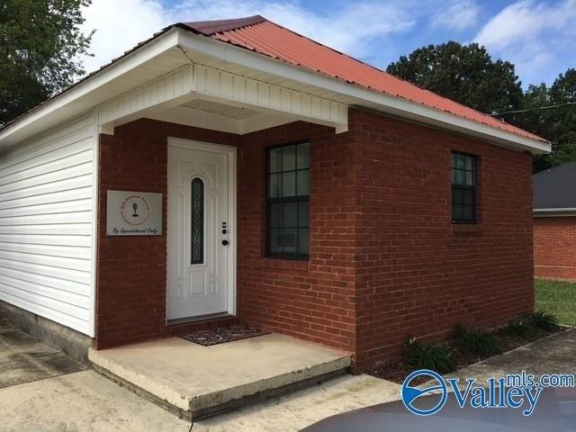 House for sale in Arab, Alabama