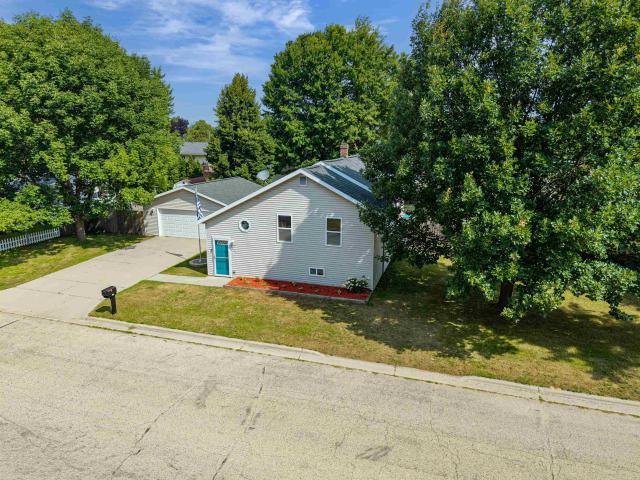 House for sale in Oconto, Wisconsin