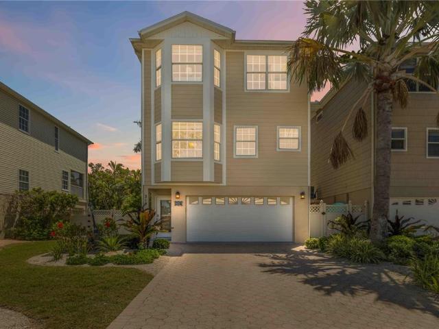 House for sale in Holmes Beach, Florida