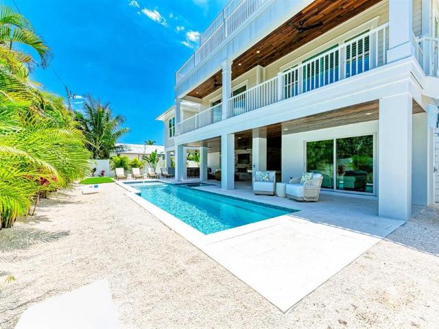 House for sale in Holmes Beach, Florida