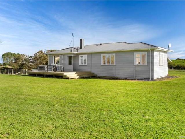 Property for sale in Onewhero, Auckland