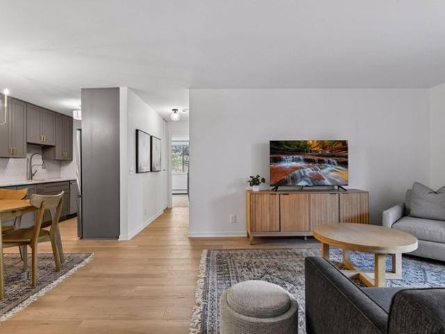 Condo for sale in Wayzata, Hennepin County