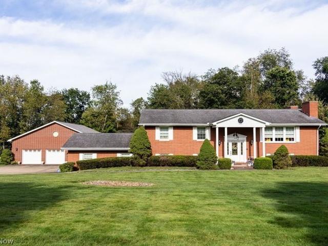 House for sale in Chester, Hancock County