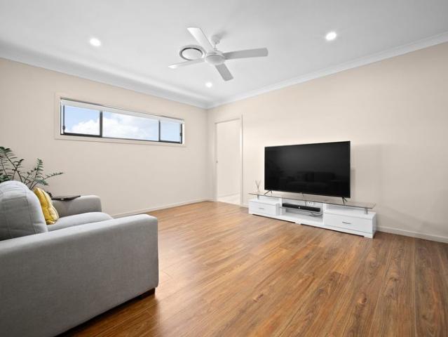 Townhouse for rent in Fernbrook, Queensland