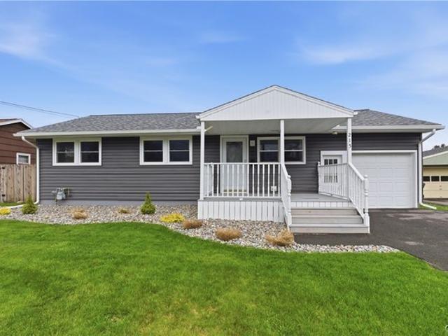 House for sale in Oneida, New York