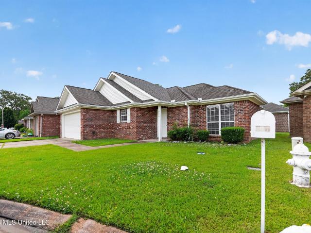 House for sale in Pearl, Mississippi