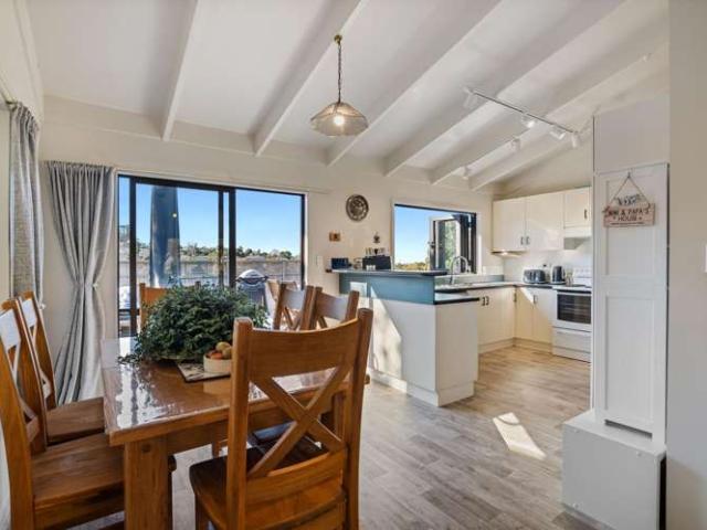House for sale in Whangaparaoa, Oroua County
