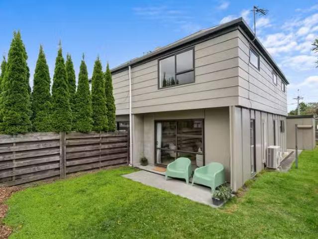 House for sale in Heathcote, Canterbury