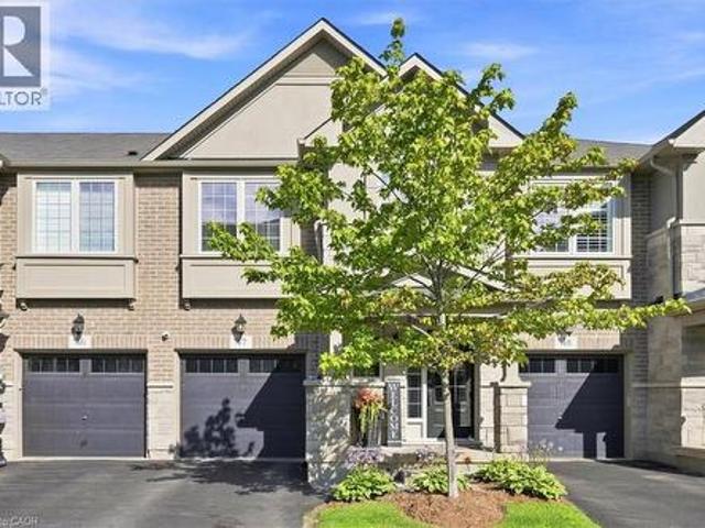 Townhouse for sale in Ancaster, Ontario