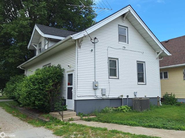 House for sale in Carroll, Iowa