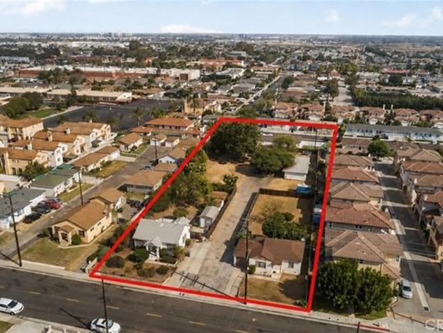 House for sale in Watson Corporate Center, Carson