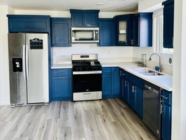 Townhouse for rent in Canoga Park, California