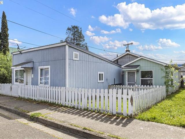 House for sale in Oregonia