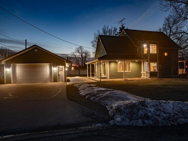 Property for sale in Weyauwega, Wisconsin