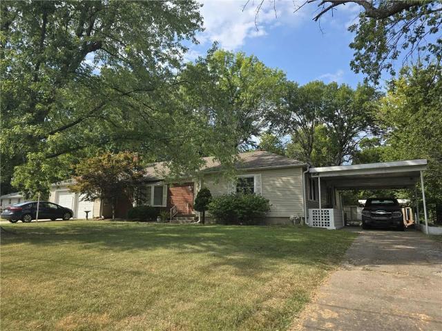 House for sale in Clinton, Missouri