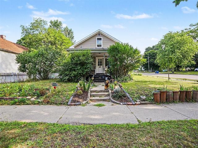 House for sale in Ludington, Michigan