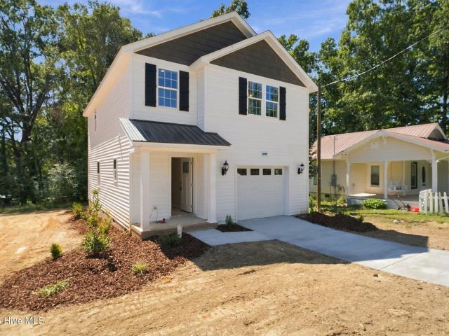 House for sale in Robbins, Moore County