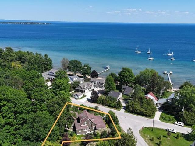 House for sale in Northport, Michigan