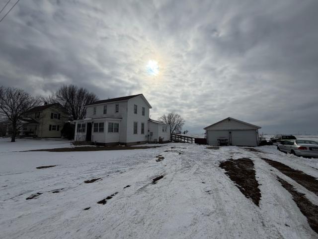 House for sale in Weldon, Illinois