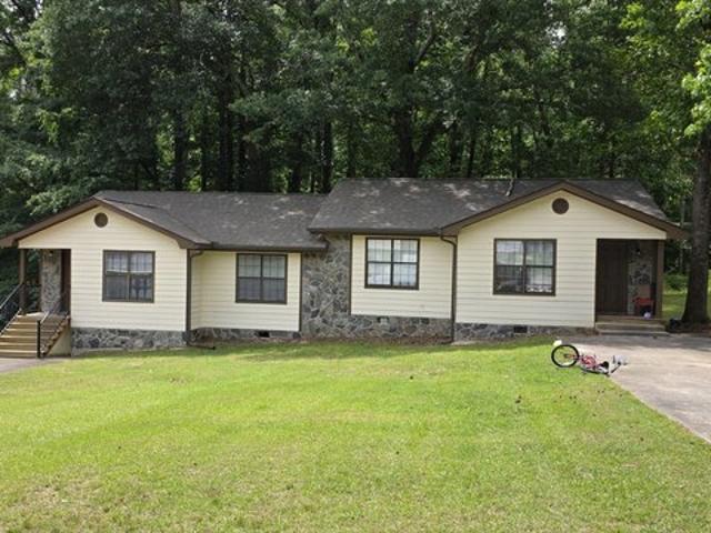House for sale in Tyrone, Georgia