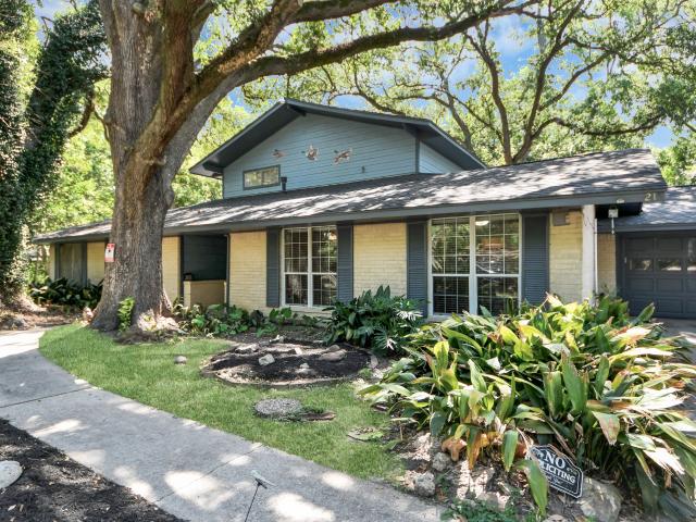 House for sale in Bacliff, Texas