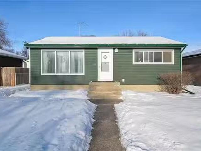 House for sale in East St. Paul, Manitoba