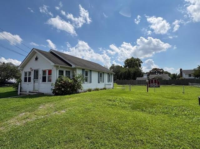 House for sale in Deepwater, New Jersey
