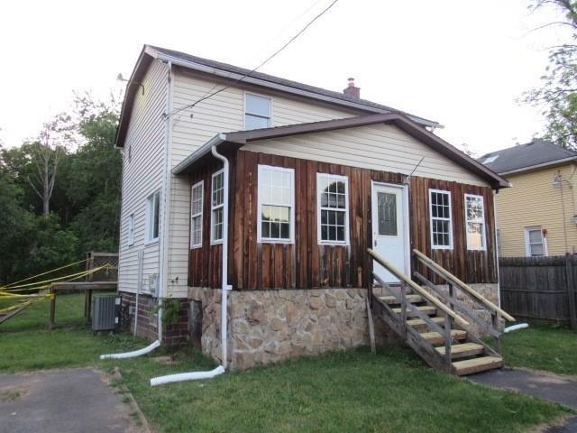 House for sale in Indian Head, Pennsylvania