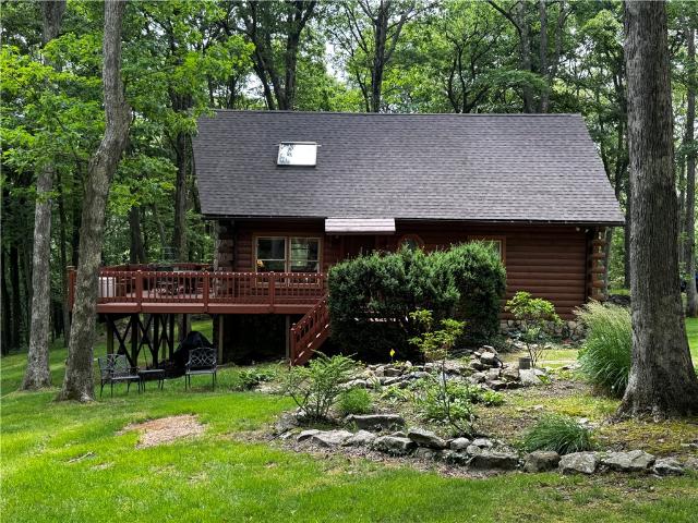 House for sale in Farmington, Pennsylvania