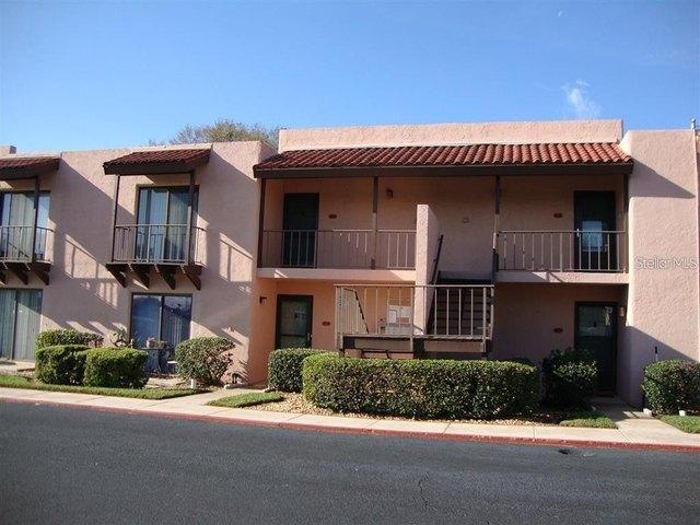 Condo for sale in Lake Wales, Florida