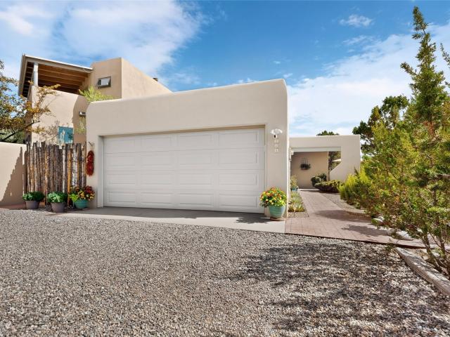 House for sale in Santa Fe, New Mexico