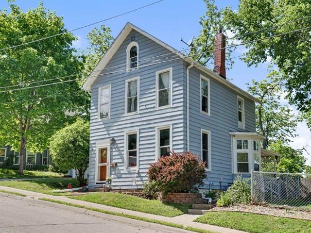 House for sale in Dubuque, Iowa