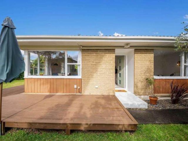 House for sale in Owhata, Oroua County
