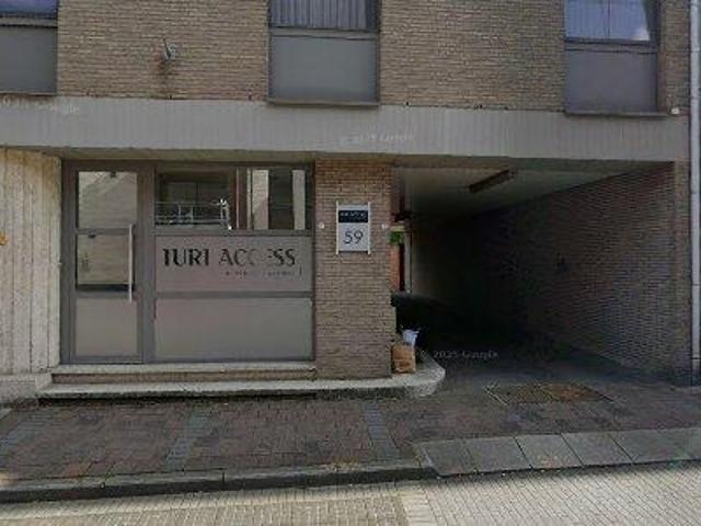 Bureau vente à Genk, Limburg