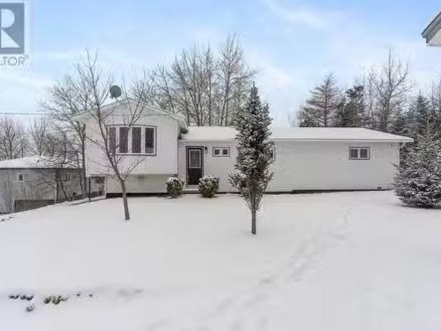 House for sale in Hare Bay, Newfoundland And Labrador