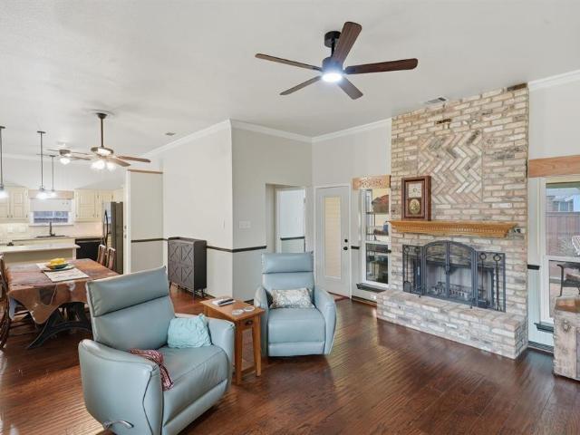 House for sale in Ellis, Texas