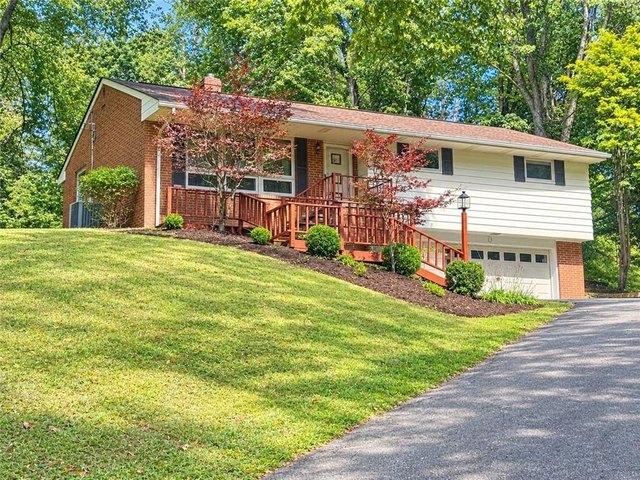 House for sale in Butler, Butler County