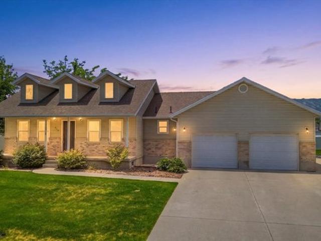 House for sale in Cache, Utah