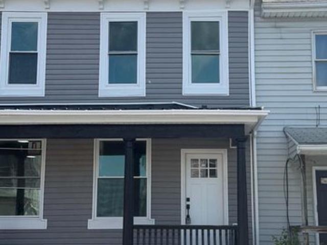 Townhouse for sale in Lewistown, Pennsylvania