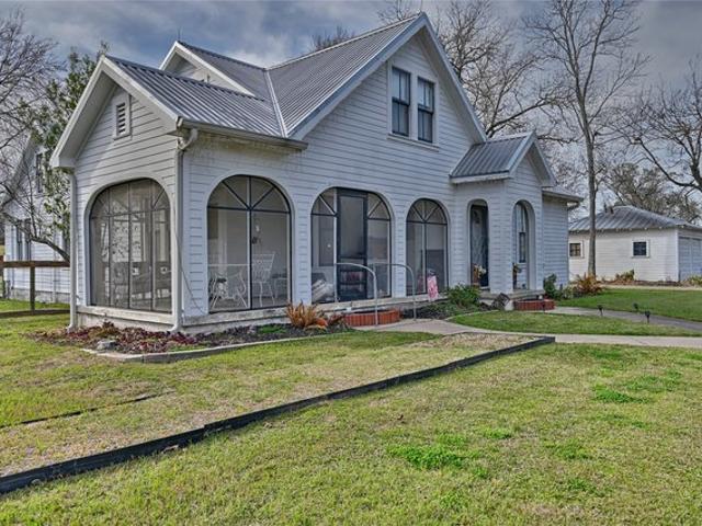 House for sale in Carmine, Texas