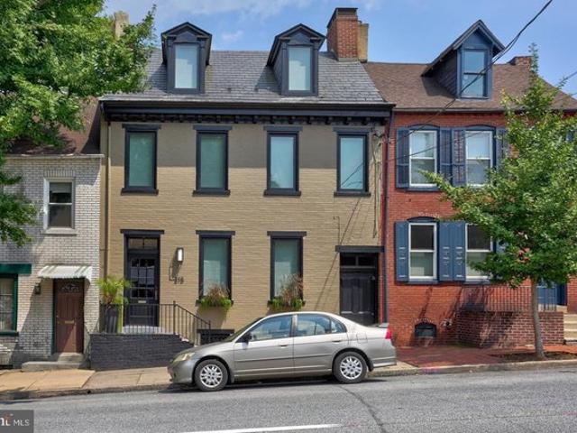 Townhouse for sale in Lancaster, Pennsylvania